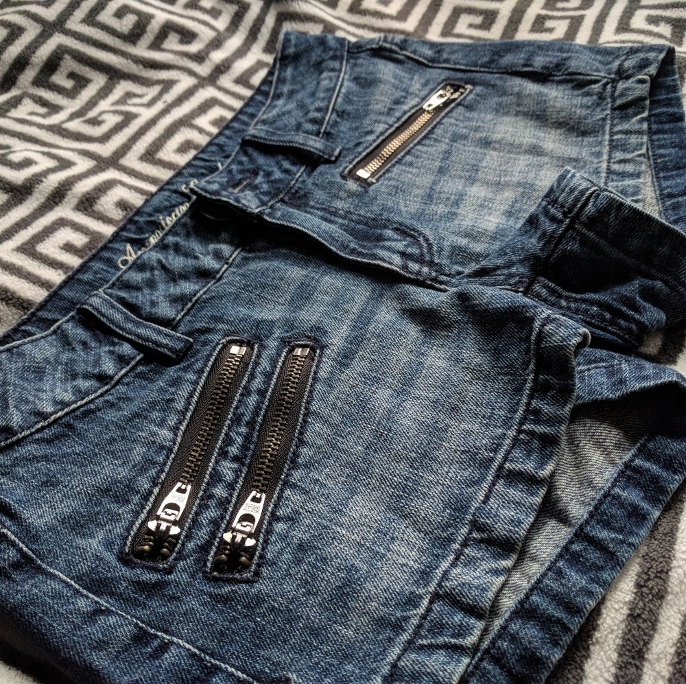 NWT AE jean shorts cute zipper detail 00